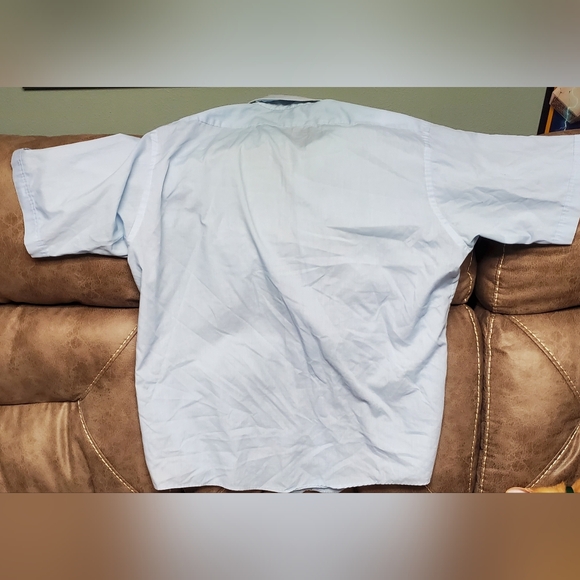 Men's Blue Button Up Work Shirt XL - Picture 3 of 3